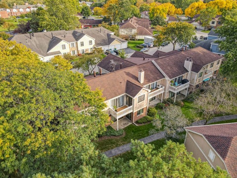 Tiny photo for 576 Greystone Lane #C-2, Wheeling, IL 60090 (MLS # 12783686)