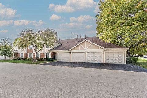 Tiny photo for 576 Greystone Lane #C-2, Wheeling, IL 60090 (MLS # 12783686)