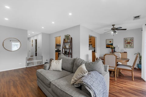 Tiny photo for 576 Greystone Lane #C-2, Wheeling, IL 60090 (MLS # 12783686)
