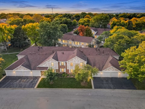 Tiny photo for 576 Greystone Lane #C-2, Wheeling, IL 60090 (MLS # 12783686)