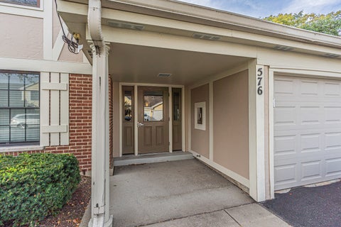 Tiny photo for 576 Greystone Lane #C-2, Wheeling, IL 60090 (MLS # 12783686)