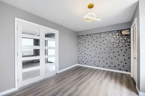 Tiny photo for 6833 N Kedzie Avenue #1516, Chicago, IL 60645 (MLS # 12625944)