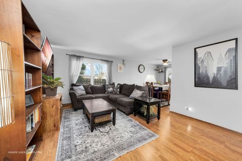 Tiny photo for 2S021 Lexington Court, Warrenville, IL 60555 (MLS # 12533145)