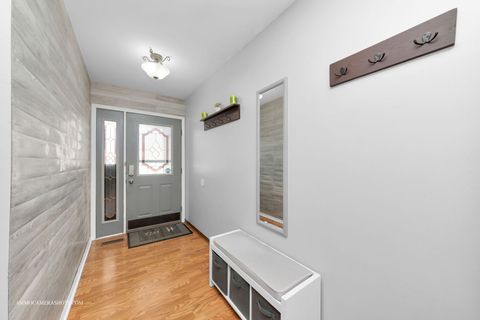 Tiny photo for 2S021 Lexington Court, Warrenville, IL 60555 (MLS # 12533145)