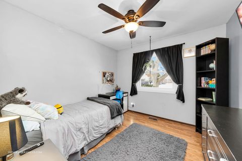 Tiny photo for 2S021 Lexington Court, Warrenville, IL 60555 (MLS # 12533145)