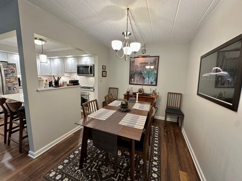 Tiny photo for 110 W Butterfield Road #310S, Elmhurst, IL 60126 (MLS # 12675784)
