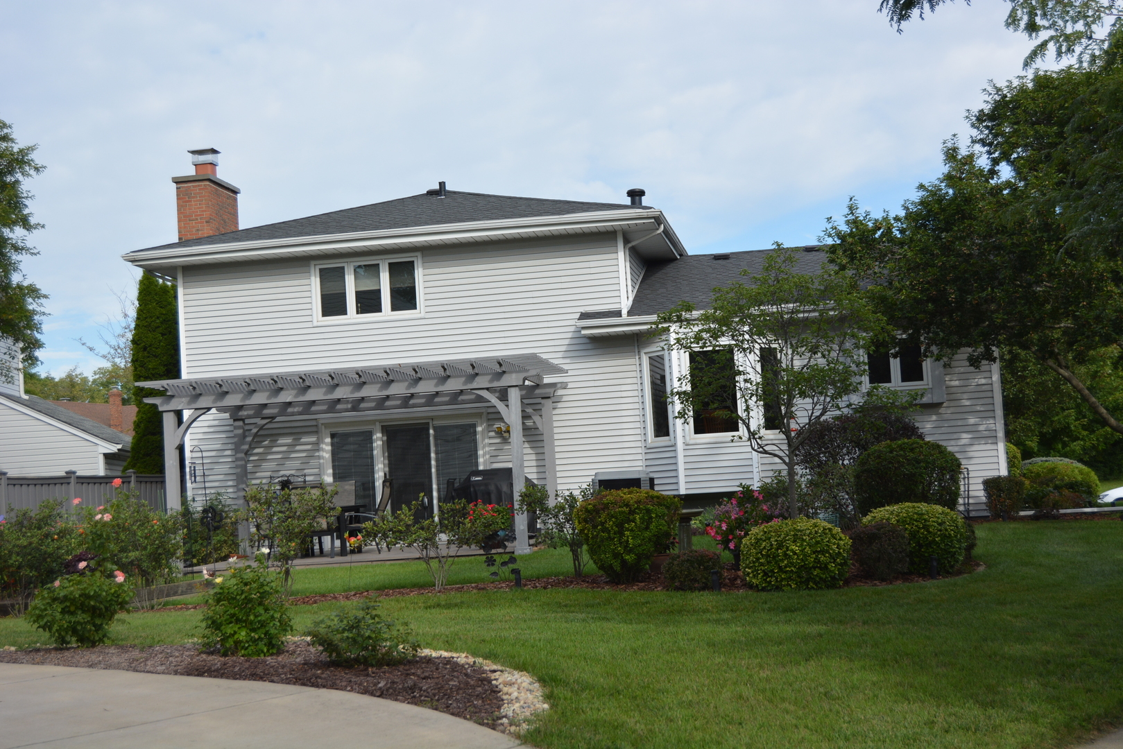955 N Dexter Lane