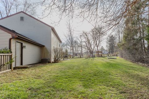 Tiny photo for 5081 Adele Drive, Gurnee, IL 60031 (MLS # 12587233)
