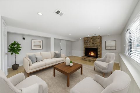 Tiny photo for 7635 S Oconto Avenue, Bridgeview, IL 60455 (MLS # 12575249)