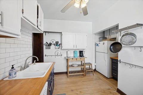 Tiny photo for 642 Van Buren Street #2, Oak Park, IL 60304 (MLS # 12441317)