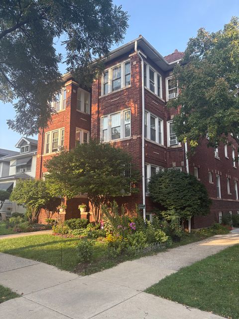 Tiny photo for 642 Van Buren Street #2, Oak Park, IL 60304 (MLS # 12441317)