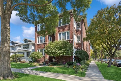 Tiny photo for 642 Van Buren Street #2, Oak Park, IL 60304 (MLS # 12441317)
