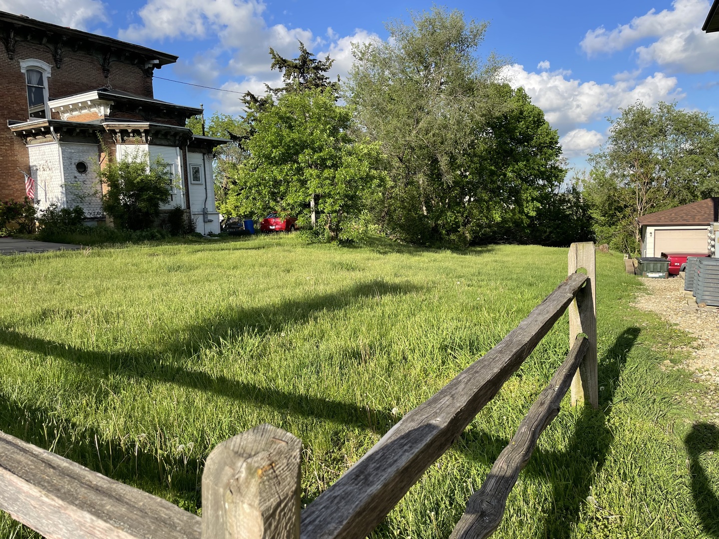 Lot 6 Block 4 N Broadway Street