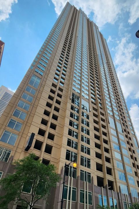 33 W Ontario Street P12-W30 Chicago IL 60654