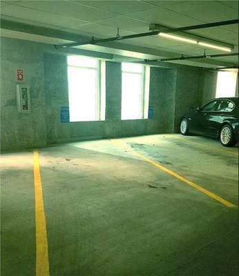 33 W Ontario Street P12-W30