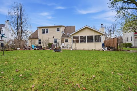 Tiny photo for 24 Bay Pointe Drive, Bloomington, IL 61704 (MLS # 12600753)