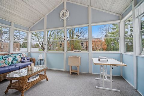 Tiny photo for 24 Bay Pointe Drive, Bloomington, IL 61704 (MLS # 12600753)