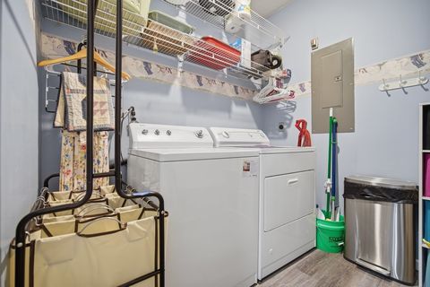 Tiny photo for 24 Bay Pointe Drive, Bloomington, IL 61704 (MLS # 12600753)