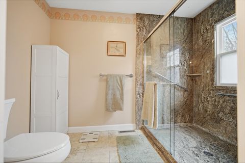 Tiny photo for 24 Bay Pointe Drive, Bloomington, IL 61704 (MLS # 12600753)