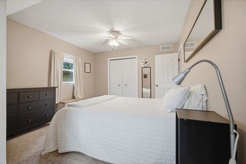 Tiny photo for 24 Bay Pointe Drive, Bloomington, IL 61704 (MLS # 12600753)