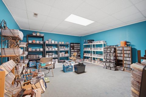 Tiny photo for 24 Bay Pointe Drive, Bloomington, IL 61704 (MLS # 12600753)