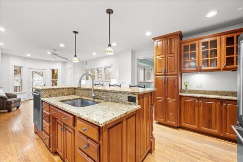 Tiny photo for 512 Central Avenue, Wilmette, IL 60091 (MLS # 12573129)