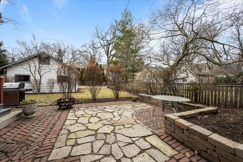 Tiny photo for 512 Central Avenue, Wilmette, IL 60091 (MLS # 12573129)