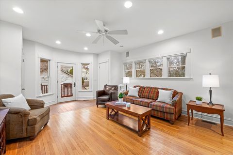 Tiny photo for 512 Central Avenue, Wilmette, IL 60091 (MLS # 12573129)