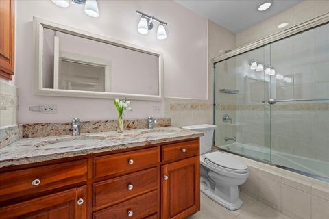 Tiny photo for 512 Central Avenue, Wilmette, IL 60091 (MLS # 12573129)