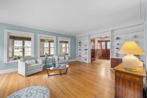 Tiny photo for 512 Central Avenue, Wilmette, IL 60091 (MLS # 12573129)