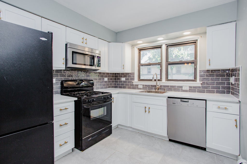 500 Washington Boulevard 206