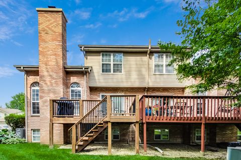 Tiny photo for 871 Rosebud Court, Roselle, IL 60172 (MLS # 12434217)