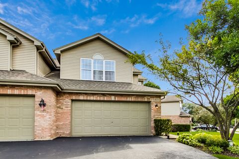 Tiny photo for 871 Rosebud Court, Roselle, IL 60172 (MLS # 12434217)