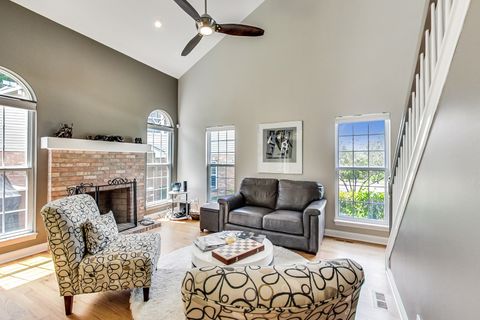 Tiny photo for 871 Rosebud Court, Roselle, IL 60172 (MLS # 12434217)