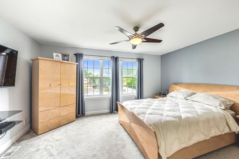 Tiny photo for 871 Rosebud Court, Roselle, IL 60172 (MLS # 12434217)