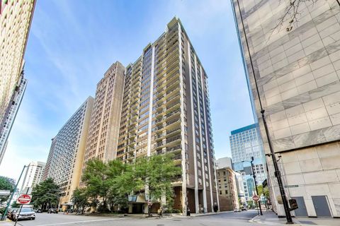 Photo of 201 E Chestnut Street #18F, Chicago, IL 60611 (MLS # 12634272)