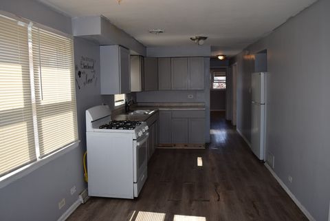 Tiny photo for 9132 S CRANDON Avenue, Chicago, IL 60617 (MLS # 12594759)