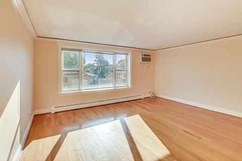 Tiny photo for 6333 N Milwaukee Avenue #1G, Chicago, IL 60646 (MLS # 12497168)
