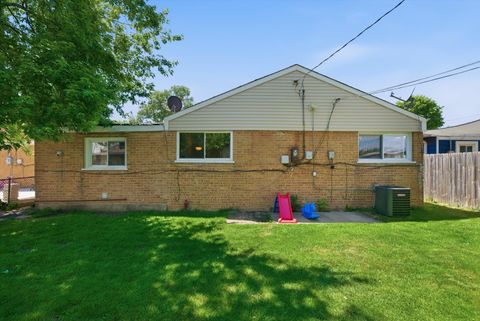 Tiny photo for 8411 S Knox Avenue, Chicago, IL 60652 (MLS # 12686147)