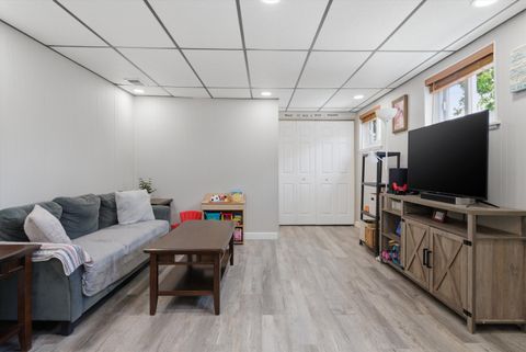 Tiny photo for 8411 S Knox Avenue, Chicago, IL 60652 (MLS # 12686147)