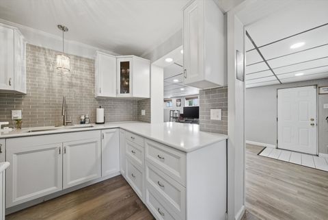 Tiny photo for 8411 S Knox Avenue, Chicago, IL 60652 (MLS # 12686147)