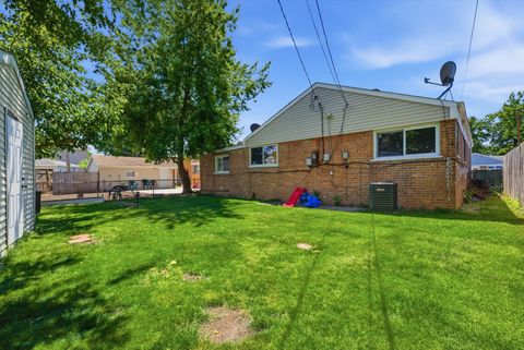 Tiny photo for 8411 S Knox Avenue, Chicago, IL 60652 (MLS # 12686147)