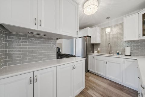 Tiny photo for 8411 S Knox Avenue, Chicago, IL 60652 (MLS # 12686147)