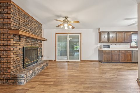 Tiny photo for 698 Hiawatha Drive, Elgin, IL 60120 (MLS # 12452354)