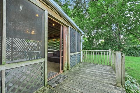 Tiny photo for 698 Hiawatha Drive, Elgin, IL 60120 (MLS # 12452354)