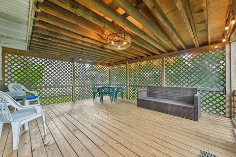 Tiny photo for 698 Hiawatha Drive, Elgin, IL 60120 (MLS # 12452354)
