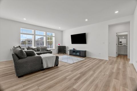 Tiny photo for 16205 S Summit Street, Plainfield, IL 60586 (MLS # 12498452)