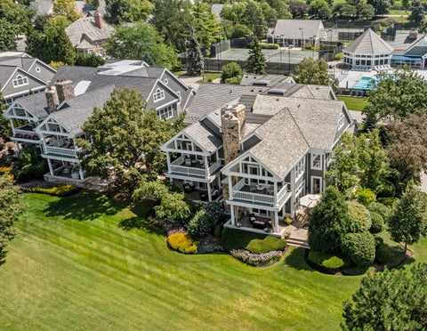 Tiny photo for 100 Clubhouse Drive, North Barrington, IL 60010 (MLS # 12717712)