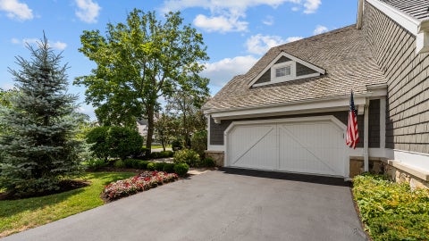 Tiny photo for 100 Clubhouse Drive, North Barrington, IL 60010 (MLS # 12717712)