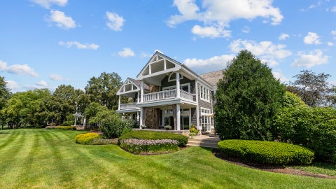 Tiny photo for 100 Clubhouse Drive, North Barrington, IL 60010 (MLS # 12717712)